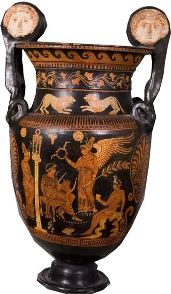 Cratère apulien avec volutes, céramique, attribué au peintre de Lycurgue, milieu du IVe siècle av. J.-C, Inv. MB 233, Museo di Scultura Antica Giovanni Barracco, Rome. http://www.museobarracco.it/fr/percorsi/percorsi_per_sale/piano_secondo/sale_vii_viii_arte_ellenistica/cratere_apulo_a_volute