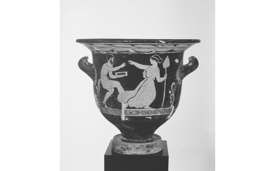 Peintre de Lecce, Cratère en cloche apulien, vers 360-350 av. J.C., terre cuite, Los Angeles, Getty Museum - http://www.getty.edu/art/collection/objects/8210/attributed-to-the-lecce-painter-apulian-bell-krater-south-italian-apulian-about-360-350-bc/